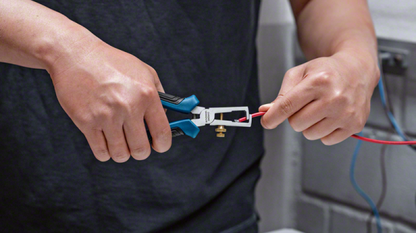 Bosch Profesyonel Kablo Sıyırma Pensesi 160 mm - 1600A01V03