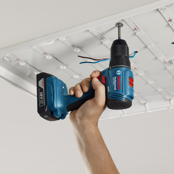 Bosch Professional GSR 185 LI Akülü Delme Vidalama Makinesi (2 x 2.0 Ah) - 06019K3000
