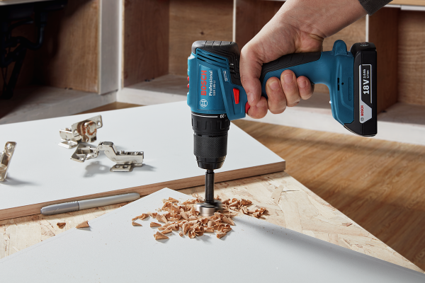 Bosch Professional GSR 185 LI Akülü Delme Vidalama Makinesi (2 x 2.0 Ah) - 06019K3000