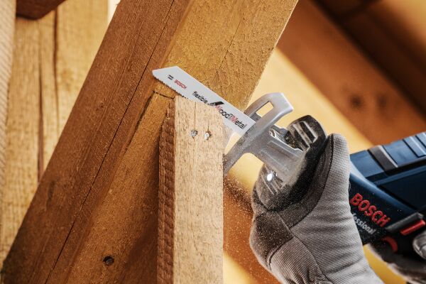 Bosch - Flexible Serisi Ahşap Ve Metal için Panter Testere Bıçağı S 1222 VF - 5'li