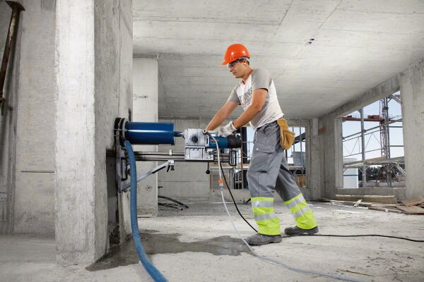 Bosch - Best Serisi Beton İçin 1 1/4'' UNC Girişli Elmas Sulu Karot Ucu 162 mm