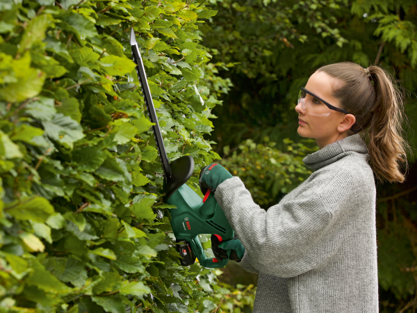 EasyHedgeCut 18-45 (Klasik Yeşil) Akülü Çit Kesme Makinesi (Aküsüz) - 0600849H03