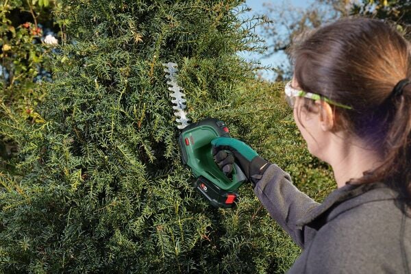 Bosch AdvancedShear 18V-10 Akülü Çim Biçme Makası - 0600857000