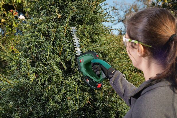 Bosch AdvancedShear 18V-10 Akülü Çim Biçme Makası - 0600857000