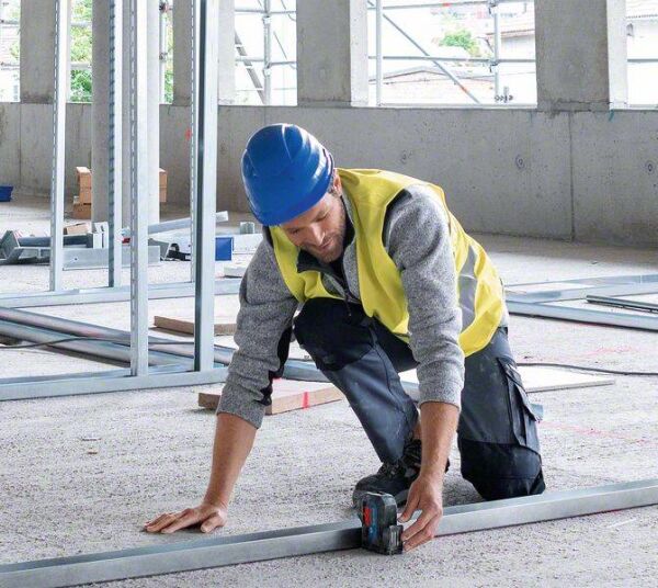 Bosch Professional GPL 3 G Noktasal Hizalama Lazeri - 0601066N00