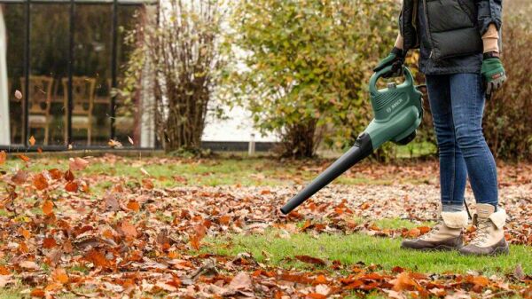 Bosch Universal Garden Tidy Yaprak Toplama ve Üfleme Makinesi - 0.600.8B1.000