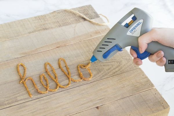 DREMEL® 930 Tutkal Tabancası (270) - F0130930JA