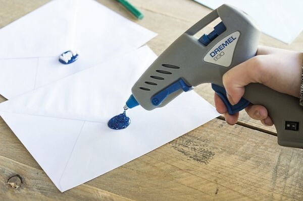 DREMEL® 930 Tutkal Tabancası (270) - F0130930JA