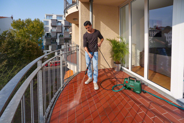 Bosch EasyAquatak 100 Yüksek Basınçlı Yıkama Makinesi - 06008A7E01