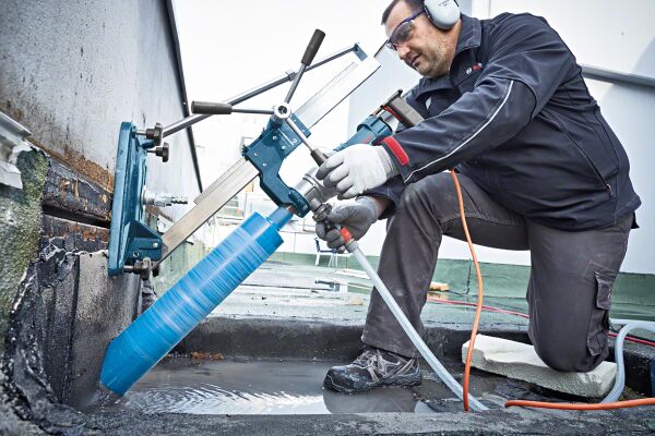 Bosch - Standard Seri Beton İçin 1 1/4'' UNC Girişli Sulu Elmas Karot Ucu 132mm