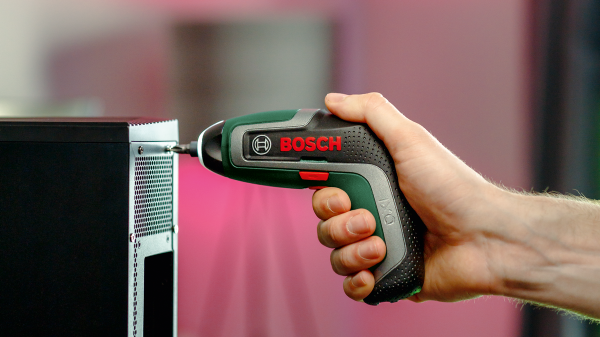 IXO 7 - Akülü Vidalama - 06039E0000