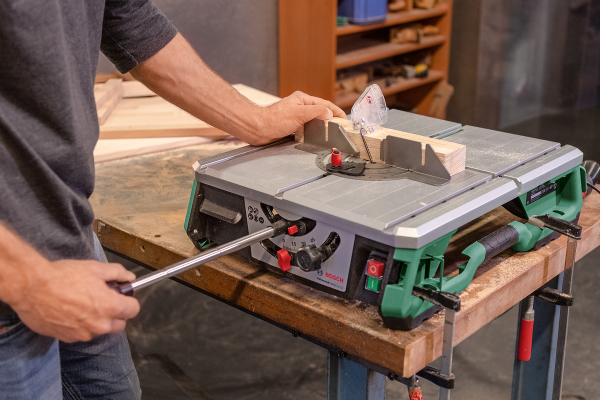 Bosch AdvancedTableCut 52 Tezgah Tipi Testere - 0603B12001