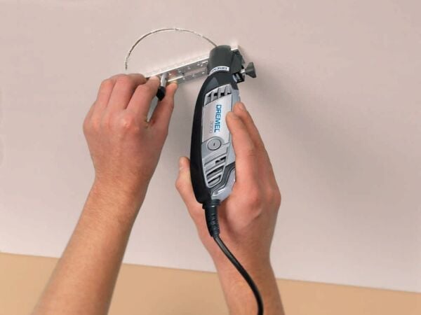 DREMEL® Şerit ve Dairesel Kesici (678) - 26150678JB