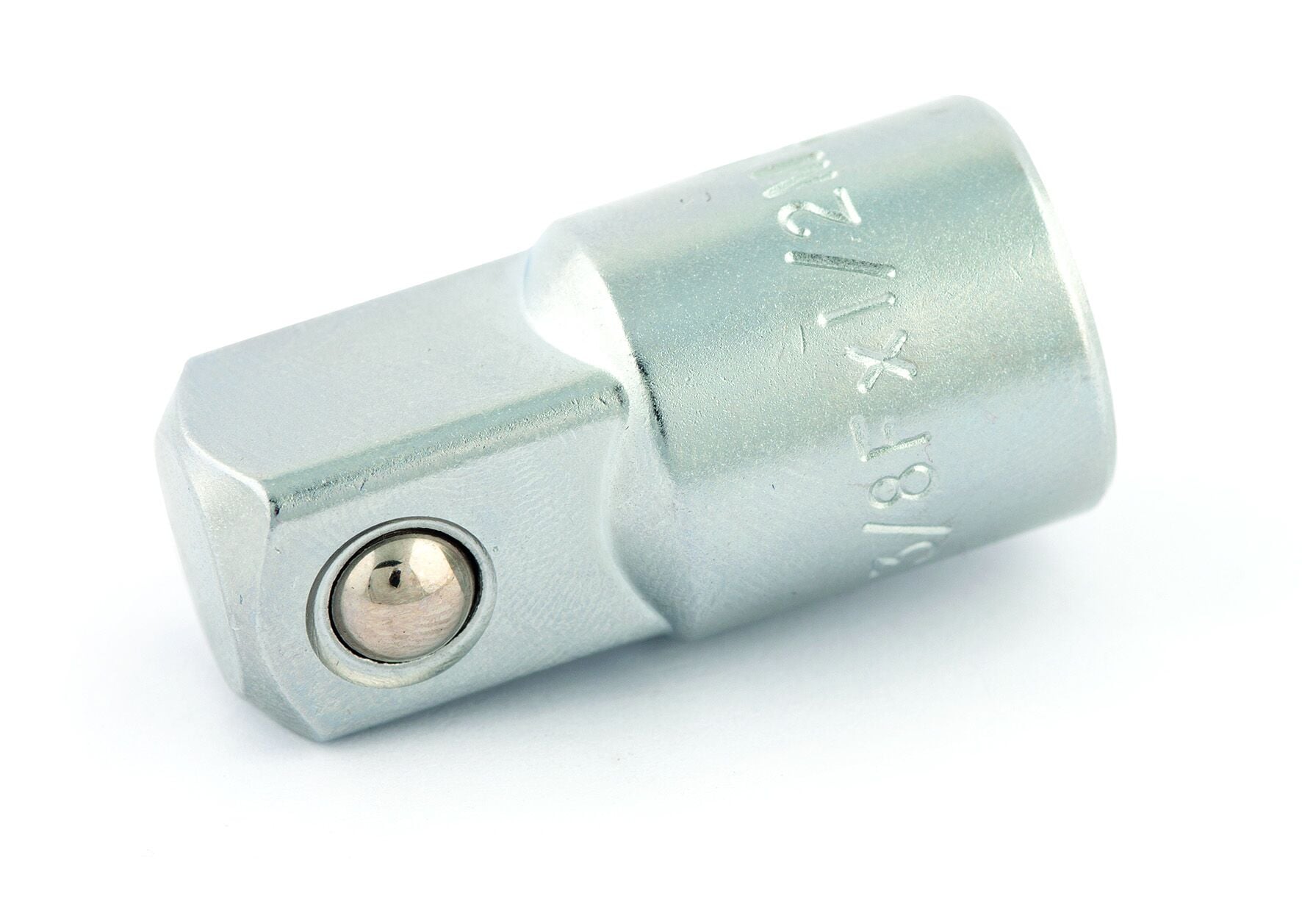 İzeltaş 3/8'' Lokma Adaptorü 3/8''F x 1/2''M - 1510060007