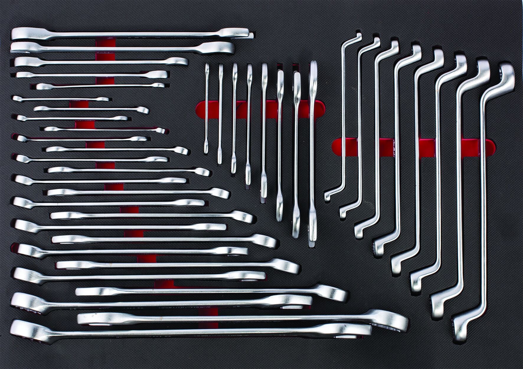 İzeltaş Premium Serisi Takım Dolabı - 1. Çekmece İçi 42 Parça - 8245001042