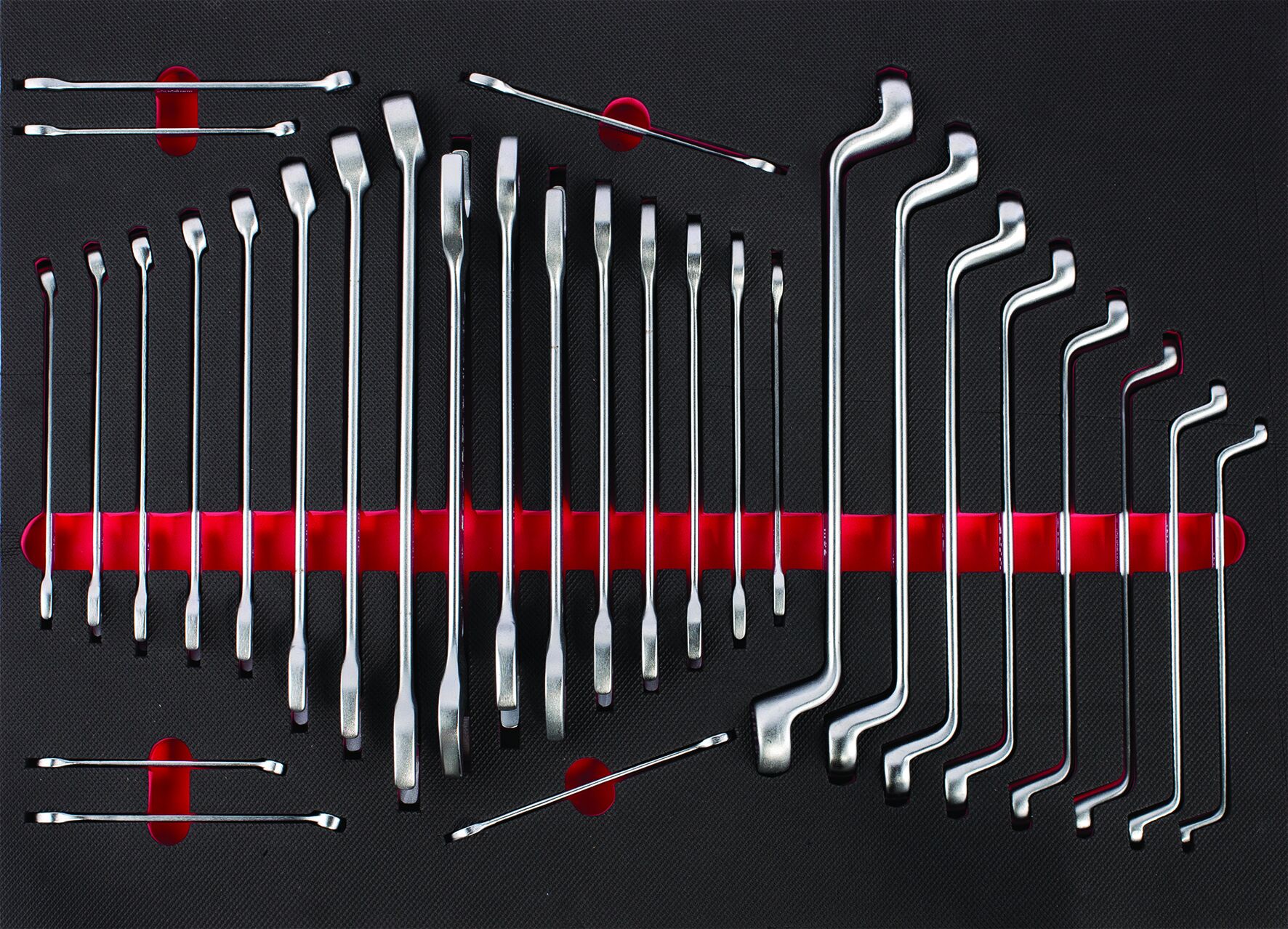 İzeltaş Pro Serisi Takım Dolabı - 1. Çekmece İçi 30 Parça - 8241001030