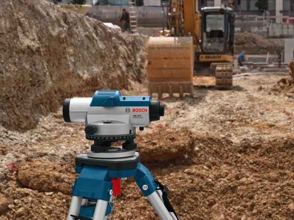 Bosch Professional GOL 20 D Optik Hizalama Lazeri Nivelman (BT 160 + GR 500) - 0601068402