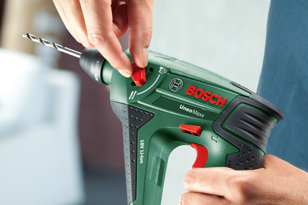 Bosch UNEO MAXX 18 V Çift Akülü Kırıcı Delici (2 x 2.5 Ah) - 0603952327