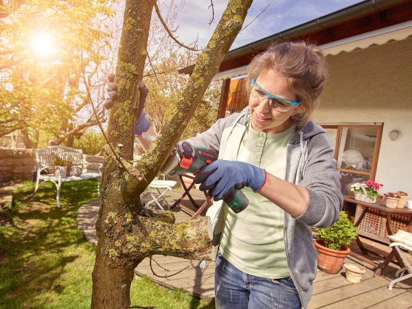 Bosch EasyCut 12 Akülü NanoBlade Testere (Aküsüz) - 06033C9001